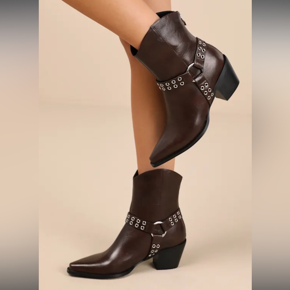Lulus Hallee Brown Pointed-Toe Ankle Booties Size 9 New in Box